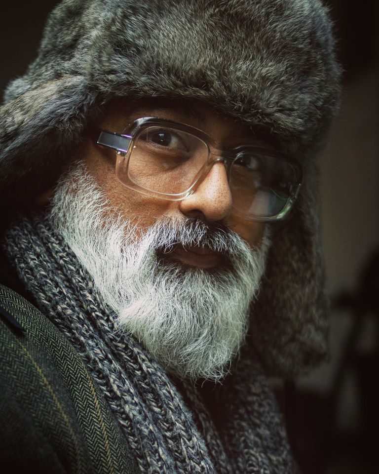 Book time with Pritt Kalsi the street portrait photographer.